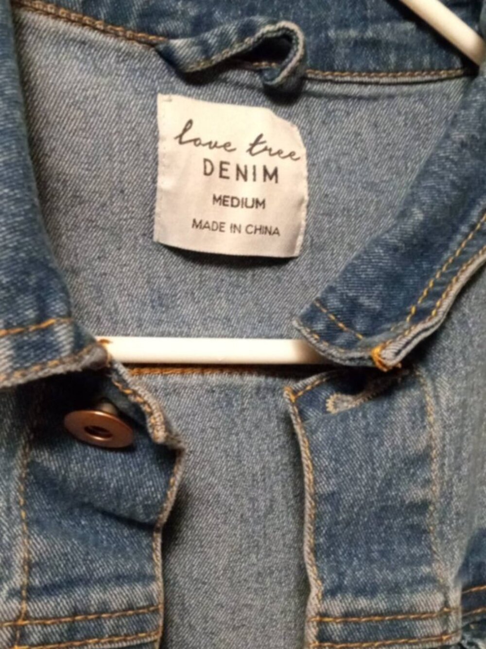 love tree denim jean jacket medium short 18inches length - Picture 2 of 3